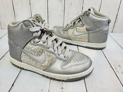 Nike Mujer Dunk High 325203-001 Metálico Plateado Brillante Zapatos de caña alta Talla 7 Foto 1 de 4