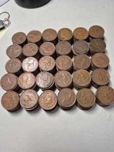 300 x 1/2 Penny ROO's, GVI and QEII - Picture 1 of 2