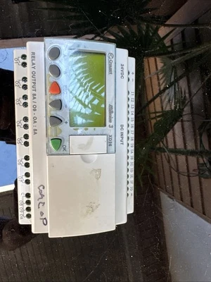 Crouzet Millennium 3 PLC/Process Logic Controller 88970083 - Image 1 of 4