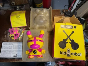 KID ROBOT Dunny 8" Hard Days Knight Keanan Duffty 2006 - Picture 1 of 5