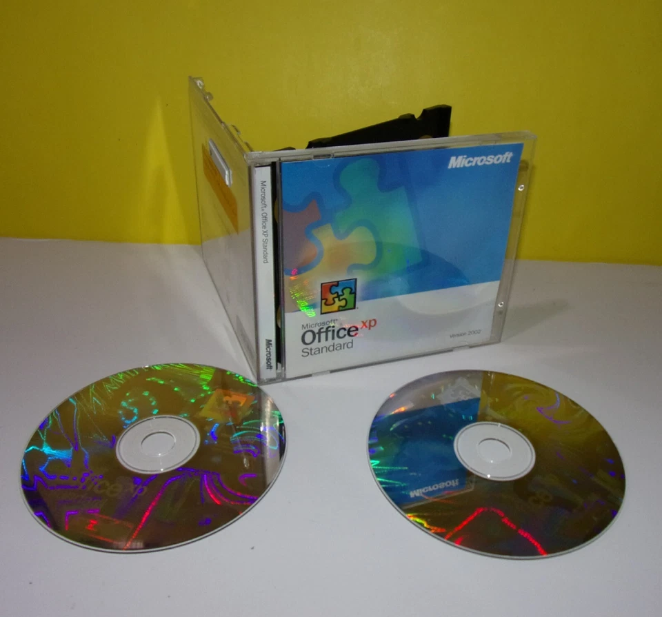 MICROSOFT OFFICE XP Standard Version Upgrade 2002 (2-Disc Set) w/ Product Key - Image 1 of 1