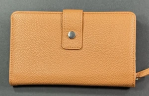 MUNDI Donna / OPERATORE LISCIO - Portafoglio / TAN / ZIP Area Cassa / Reg $44,00 - Foto 1 di 11