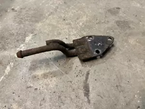 Nissan Infiniti G37 370Z OEM Rear RH Exhaust Muffler Hanger Bracket G37 2dr - Picture 1 of 2