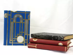 Graphic Image Metropolis Journal 7" Leather Hardcover 224 Lined Pgs Arch Blue - Picture 1 of 10