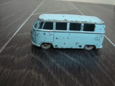 Microbús Morestone Budgie VW Volkswagen años 60 pantalla dividida en azul Foto 1 de 4