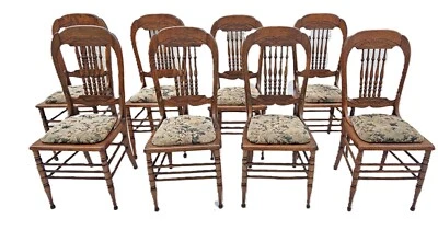 Sillas de comedor victorianas antiguas de roble con respaldo prensado - Juego de 8, alrededor de 1890 Foto 1 de 4