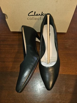 Zapatos de salón Clarks Linvale Jerica de cuero negro para mujer talla 8-37208 Foto 1 de 4