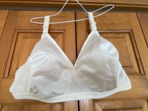 Vtg. JC Penney Beige Bra. 42C Style 1132. No Underwire. U.S.A. - Picture 1 of 7