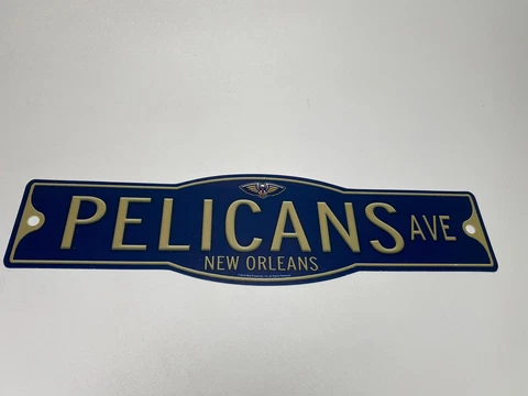 New Orleans Pelican’s Avenue Plastic Street Sign 17”x4.5” Cover