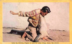 Seminolen Indianer Junge Wrestling Alligator Musa Isle Village Miami Florida Postkarte - Bild 1 von 2