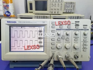Tektronix TDS210 Two Channel 1 GS/s 60 MHz Digital Oscilloscope /Good function # - Picture 1 of 3
