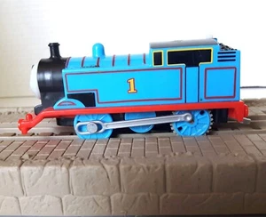 2013 Mattel Thomas & Friends Motorized ~ Classic THOMAS The Tank Engine - Picture 1 of 3
