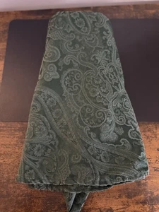 Vintage Green Paisley Round Table Cover 68" - Picture 1 of 5