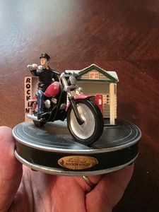 Hawthorne Village Rockin And Rolling Elvis Presley Missing Piece Life Of Elvis - Picture 1 of 5