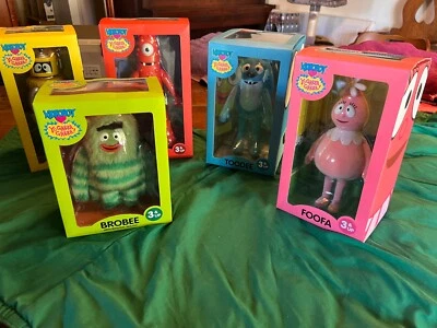 KIDROBOT “YO GABBA GABBA” COMPLETE SET 2007 NEVER BEEN OPENED - Image 1 of 4