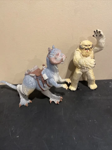 Star Wars 3.75 Wampa and Tauntaun Hoth Patrol Battle Pack 2007 TRU Loose No Luke Cover