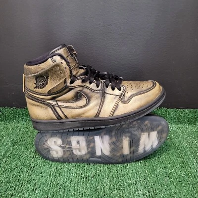 Nike Air Jordan 1 Retro Alto Hombres Zapatos Talla 8 OG Alas Baloncesto Dorado AA2887 035 Foto 1 de 4