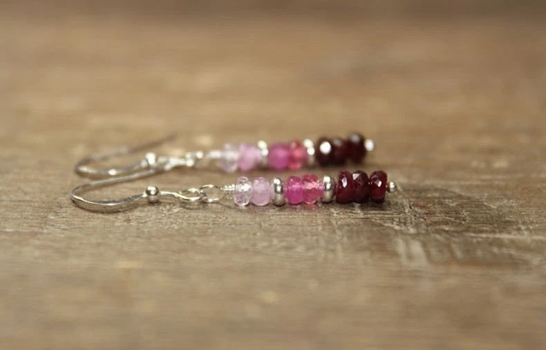 Orecchini pendenti a fascia rubino luglio pietra nascita fatti a mano gioiell... - Immagine 1 di 4