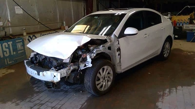 13 Mazda 2013 3 conductor puerta delantera izquierda pestillo sedán 103969 Foto 1 de 4