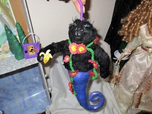 BLACK SEA MONKEY Ooak Seepferdchen Gorilla Meerjungfrau Kunst Puppe Handarbeit Fimo - Bild 1 von 5