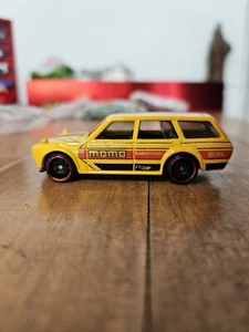 Hotwheels 510 Wagon MOMO YELLOW LOOSE RIVETT - Picture 1 of 5