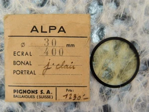 Alpa 30mm #400 Drop-In Light-Yellow Filter for V.Early Alpa 28mm Bakelite Hood - Picture 1 of 3