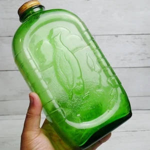 1930 Vintage Green Glass Penguin Refrigerator Water Bottle Bird Embossed - Photo 1/9
