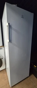 Indesit SI61S1 Freestanding 323 Litre Tall Larder Fridge White - Picture 1 of 6