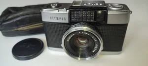Cámara fotográfica compacta Olympus PEN-D de medio fotograma de 35 mm con lente F.Zuiko 32 mm f1,9 - Imagen 1 de 17