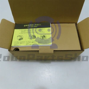 NEU Yaskawa SGM-01V314S Servomotor SGM01V314S 1 Stück - Bild 1 von 2