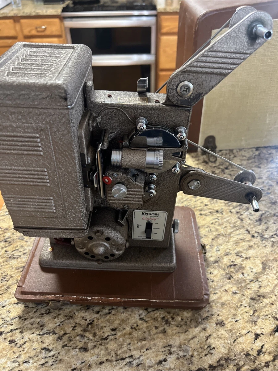 Preços baixos em 8mm Projetores Antigos e Telas | eBay