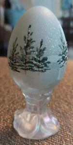 FENTON LIMITED EDITION WINTER SNOW PINES HAND PAINTED EGG & PEDESTAL PAPERWEIGHT - Picture 1 of 10