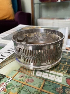 BEAUTIFUL ANTIQUE SHEFFIELD SILVER PLATE PIERCED WINE COASTER - Picture 1 of 8