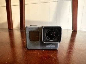 GoPro Hero 5 Black Camera HD 4K water resistant action camera - Picture 1 of 6