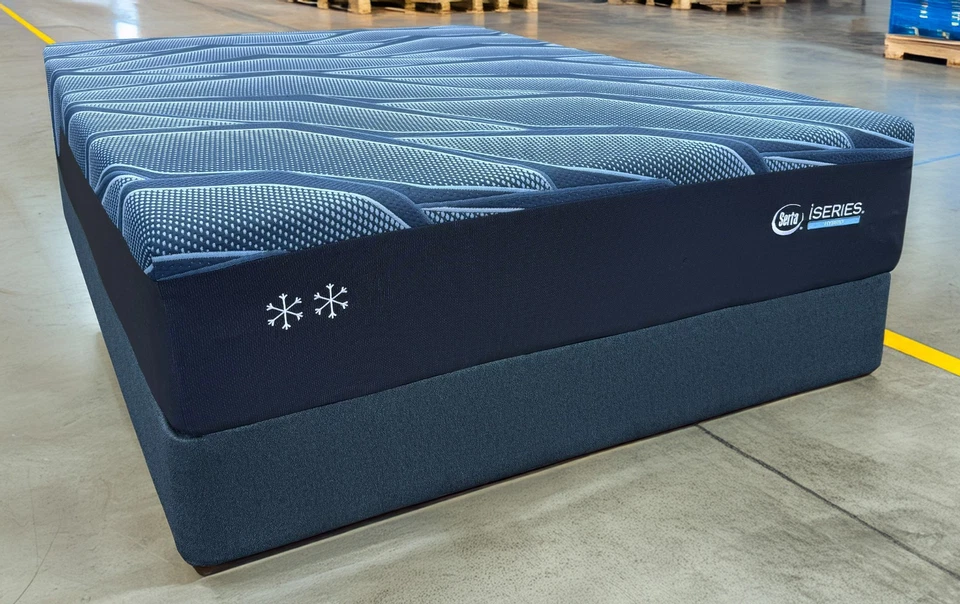 Serta iSeries 2.0 Hybrid 1000 Medium Queen Mattress - Image 1 of 1