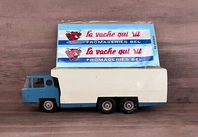 Solido Bernard Philippe Charbonneau Frigo Fromagerie Bel La Vache Qui Rit 1/43 Foto 1 de 4
