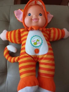 TOYS - GOLDBERGER TOYS SING AND LEARN BABY DOLL. - Picture 1 of 1