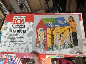 Walt Disney 101 Dalmatians Playhouse - Picture 1 of 2