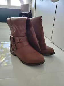 Cognac Knee High Boots With Zipper - Picture 1 of 4