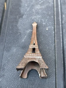 Figura Torre Eiffel pieza de metal Francia francesa recuerdo curiosidades artículo 7c - Imagen 1 de 2