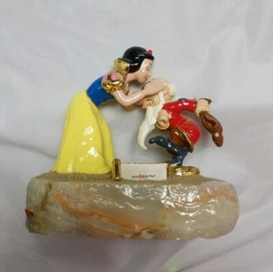 Disney Ron Lee 1993 SNOW WHITE KISSES GRUMPY LE#301/2750 Figurine - Picture 1 of 9