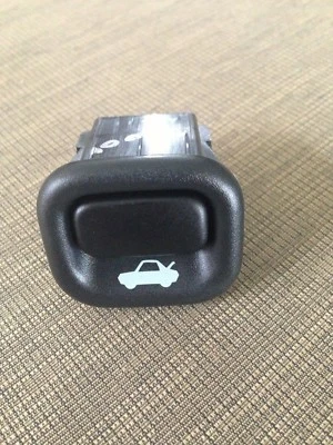 2005 Honda S2000 Trunk Switch  35800SL0003ZJ - Image 1 of 4