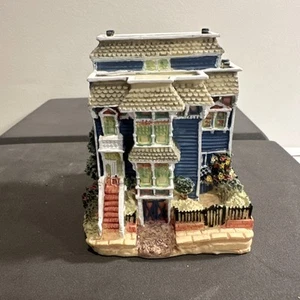 Liberty Falls AH105 Governor's Mansion 1996 Used - Would Look Great In Your Home - Picture 1 of 4