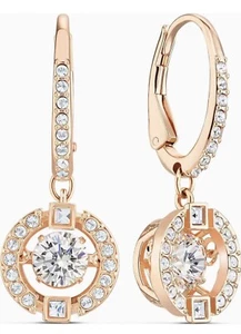 Nuevos en caja de regalo SWAROVSKI marca 5504753 oro rosa brillante danza pendientes - Imagen 1 de 3