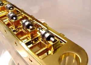 GOLD ROLLER TUNE O MATIC BRIDGE FÜR GITARRE - Bild 1 von 4