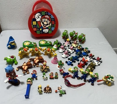 Big Nintendo Super Mario Bros Juguete Reventa Lote 46 Piezas y Estuche Reloj Mario Kart Foto 1 de 4
