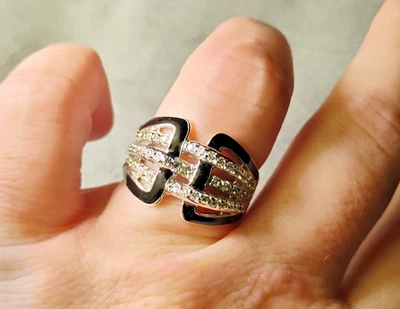 Anillo Esmalte Pavé Enclavado Colección Tara Vanessa Talla 9.5 Foto 1 de 4