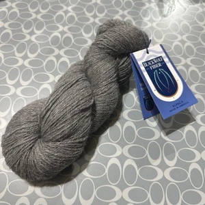 Black Wolf Fiber- 100% Alpaca Yarn- All Natural 300 Yards Sport-Grey - Picture 1 of 5