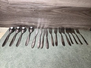 16 pcs ALESSI for DELTA AIRLINES Stainless Forks & Spoons Knives 2 Set Forks - Picture 1 of 10