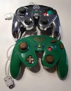 Metal Mario + Link Nintendo Wii/Wii U Controller PDP Wired Fight Pad - Picture 1 of 5